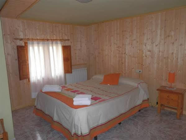 Hostal El Portalico Linares de Mora Eksteriør bilde