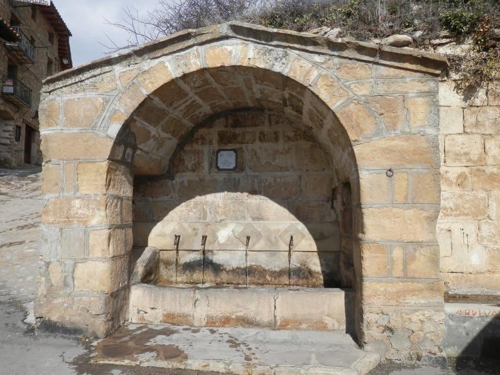 Hostal El Portalico Linares de Mora Eksteriør bilde