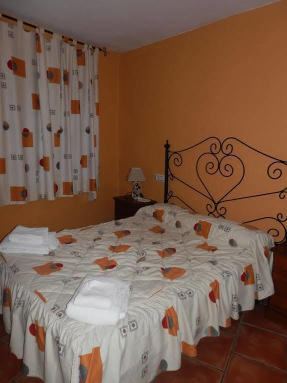 Hostal El Portalico Linares de Mora Eksteriør bilde