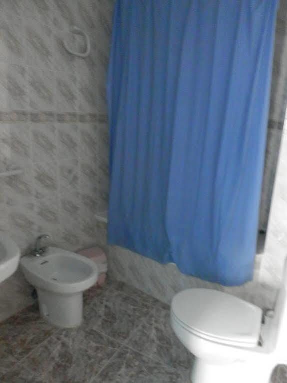 Hostal El Portalico Linares de Mora Eksteriør bilde